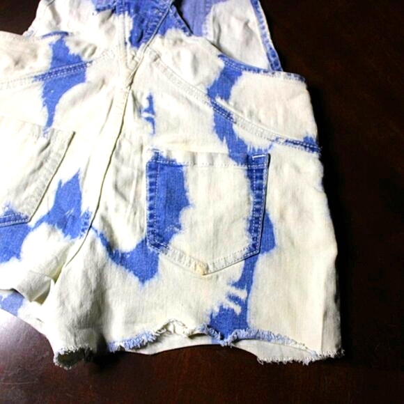 Vintage Inspired Jordache Overalls Shorts | THRASHED | Indie Style - Picture 7 of 10